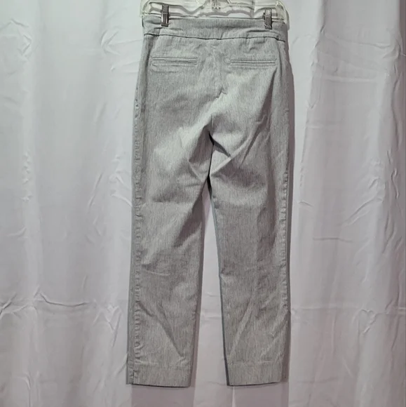 Hillary Radley Women's Light Gray Pull On Ankle Dress Pants Size Small - Picture 8 of 11